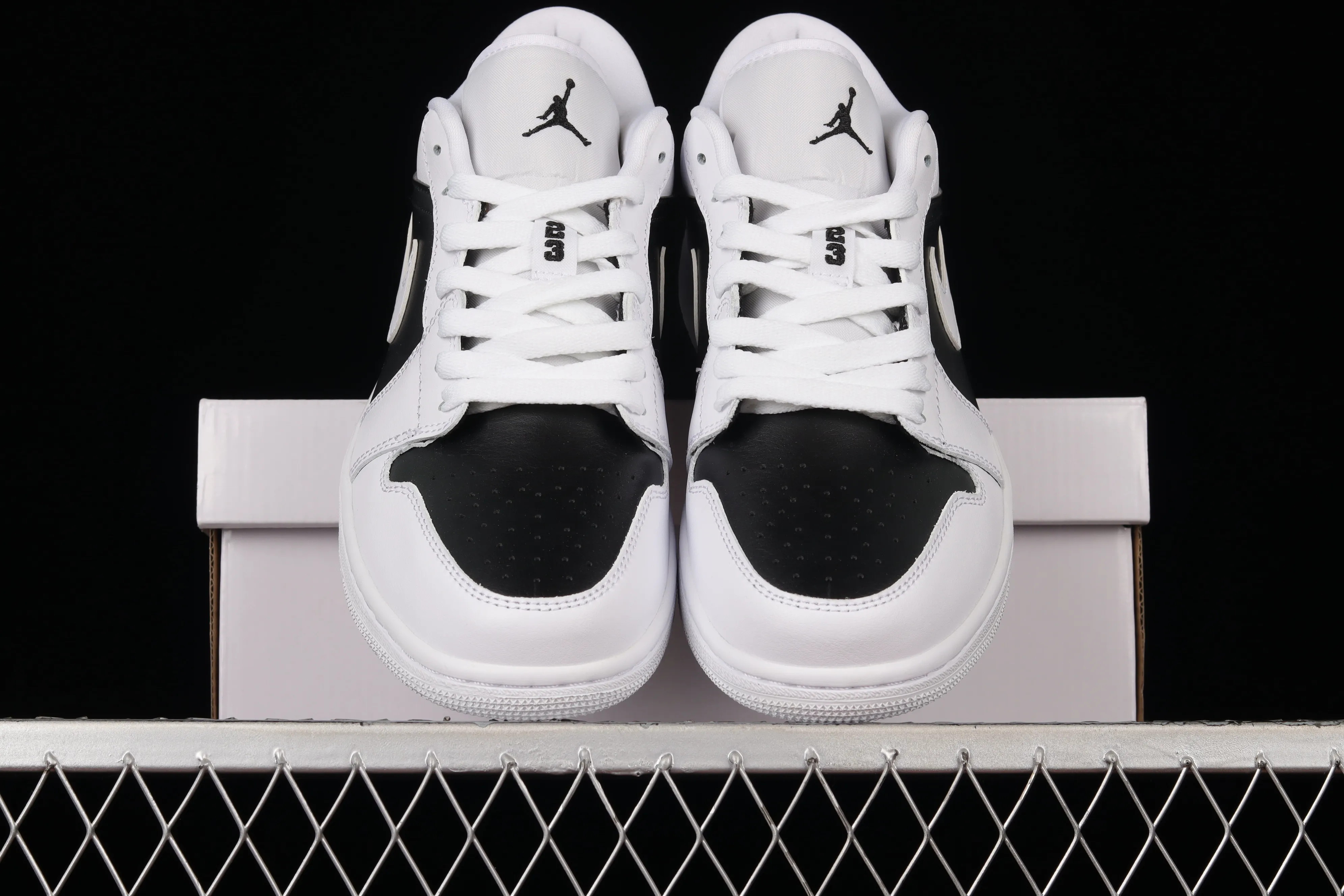 All categories Air Jordan Jordan series basketball shoes Air Jordan 1 Low G version pure original Air Jordan AJ1 Low AJ1 Joe 1 black and white panda low-top cultural sneakers DC0774-100